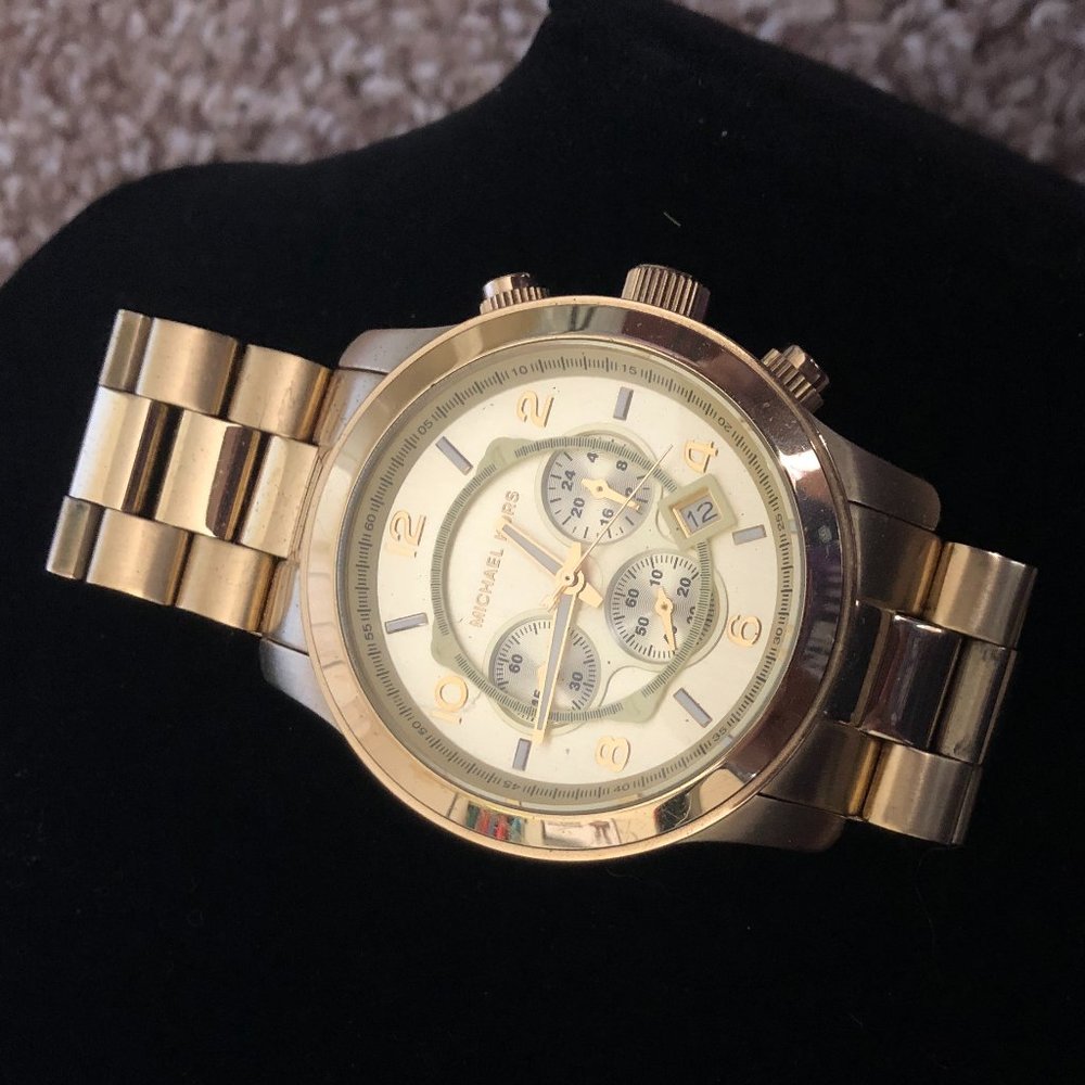 Michael Kors MK 8077 Gold Tone Watch